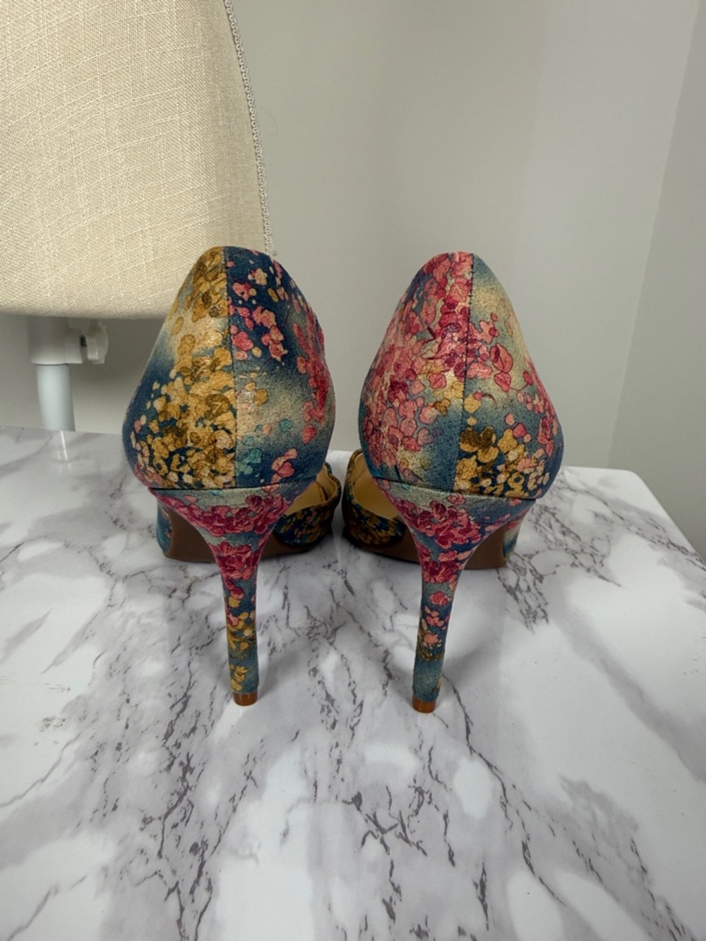 Jessica Simpson Teal Floral Pointed-Toe Pumps - Picture 4 of 7
